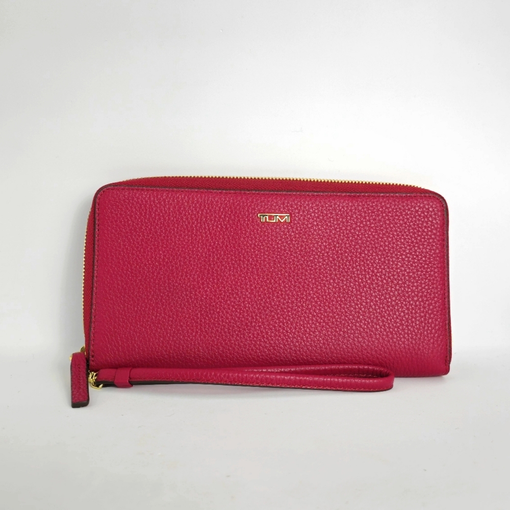 TUMI Travel/Passport Wallet NWOT
